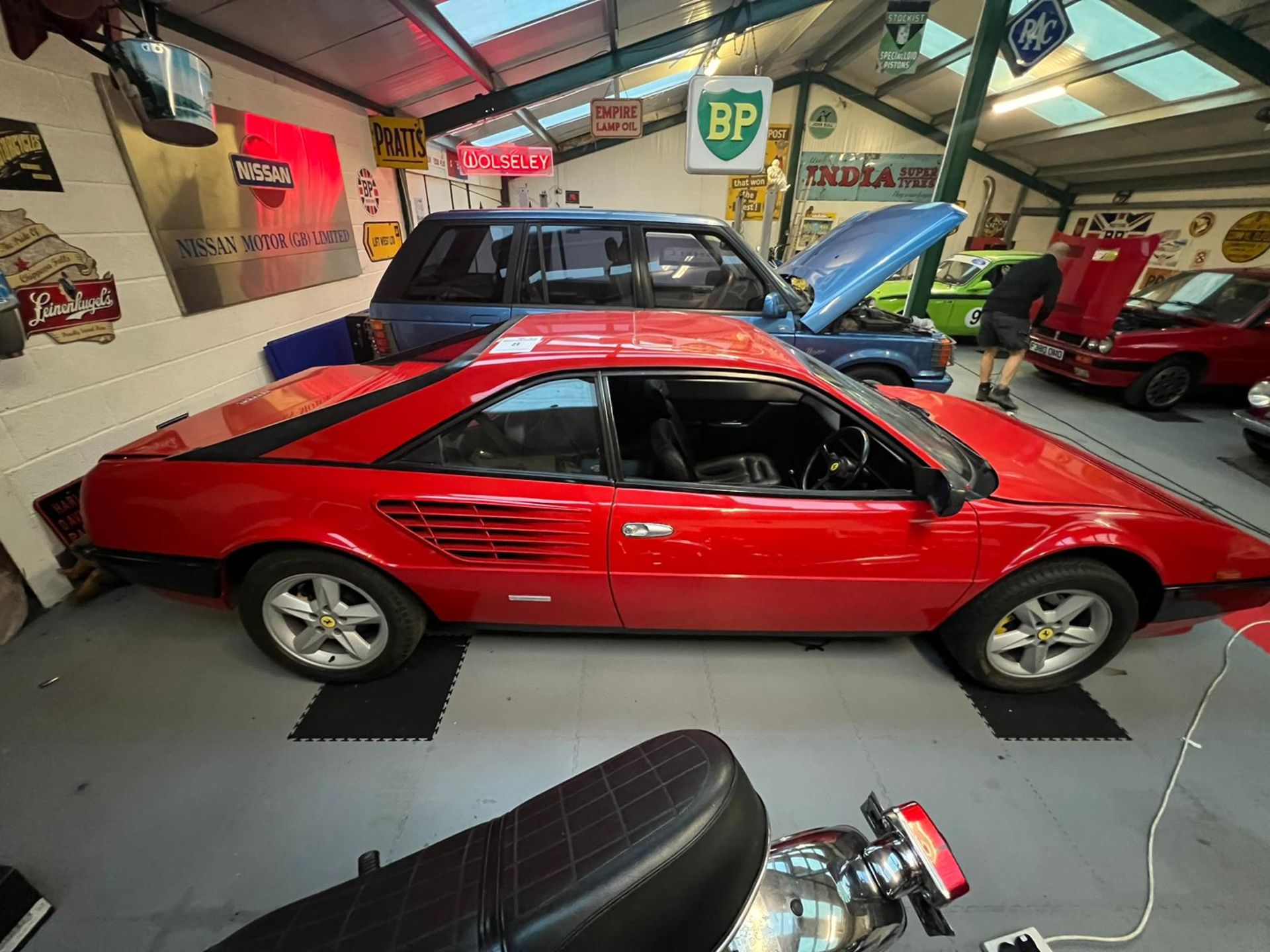 Ferrari Mondial Quattrovalvole Coupe 1984 - Image 9 of 29