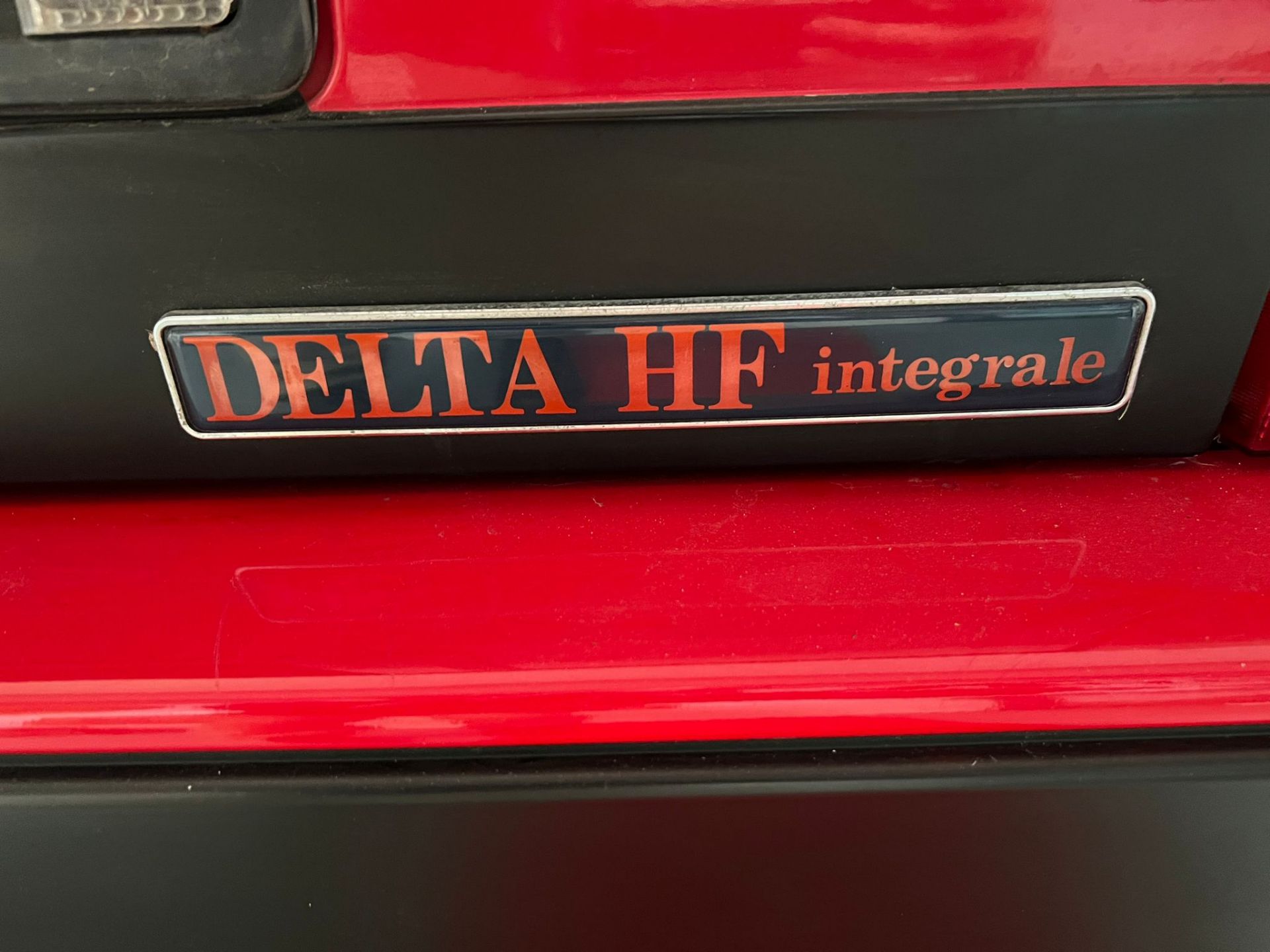 Lancia Delta HF Integriale - Bild 4 aus 23