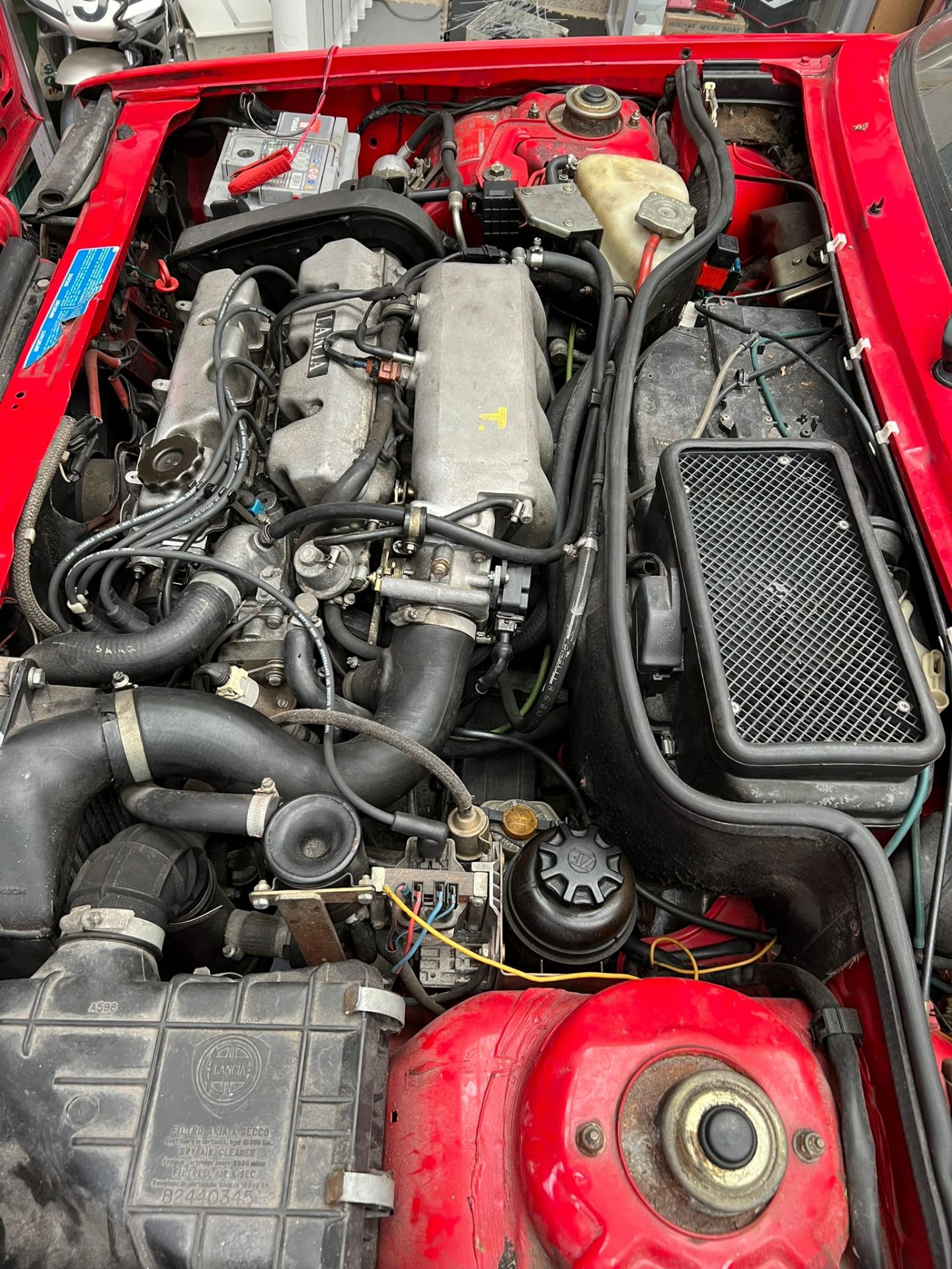 Lancia Delta HF Integriale - Bild 18 aus 23