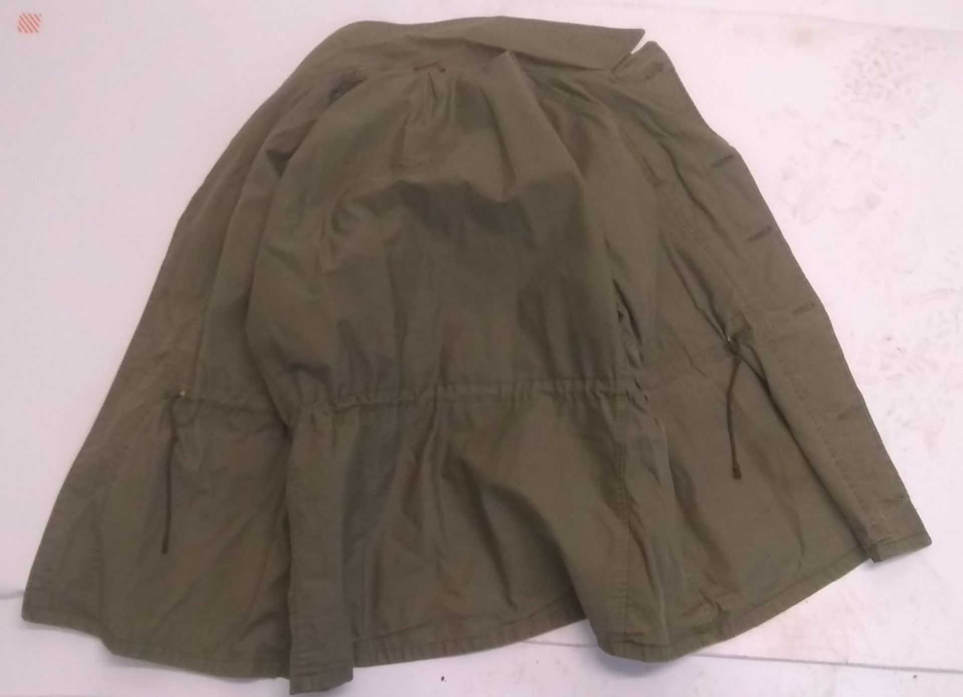 A reproduction US M43 combat jacket. - Image 3 of 3