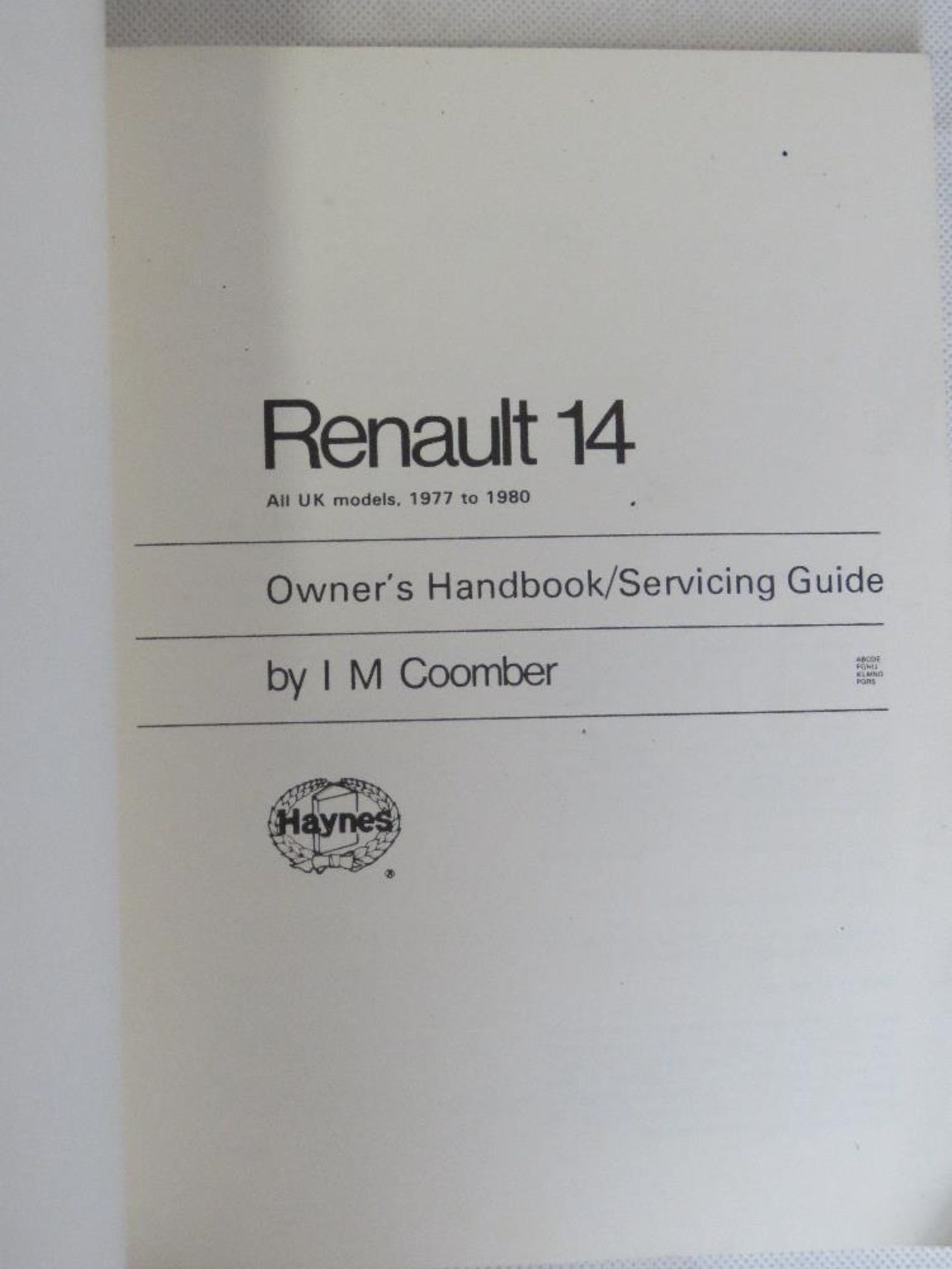 Renault 14 owners handbook by Haynes. - Image 2 of 2