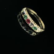 A 9ct HALLMARKED GOLD ACROSTIC RING, SPELLING DEAREST. FINGER SIZE M. WEIGHT 1.5grms.