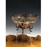 A SILVER FRUIT BOWL BY BARKER BROTHERS, BIRMINGHAM 1934, THE SIDES PIERCED WITH FOLIATE PANELS ABOVE