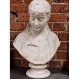 A LATE 19th C. WHITE MARBLE BUST OF A LADY LOOKING DOWN TOWARDS A BUTTERFLY ON THE RIGHT SIDE OF A