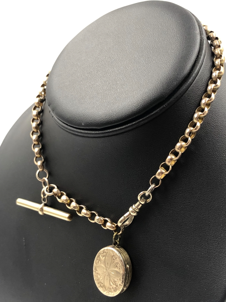 A VINTAGE DIAMOND CUT BELCHER CHAIN COMPLETE WITH T-BAR AND FOUR PANEL LOCKET. ALL UNMARKED, - Image 2 of 6