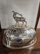 A GRADED SET OF TWO ELKINGTON ELECTROPLATE ON BRITANNIA METAL MEAT DISH COVERS, THE LARGER