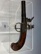 AN 18TH CENTURY FLINTLOCK POCKET PISTOL WITH TURN OFF BARREL THE BOXLOCK ACTION SIGNED ARCHER ,