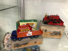 A BOXED DINKY TOY CATERPILLAR TRACTOR, A FODEN FLAT BED TRUCK AND A CORGI OPEN TOPPED DOUBLE