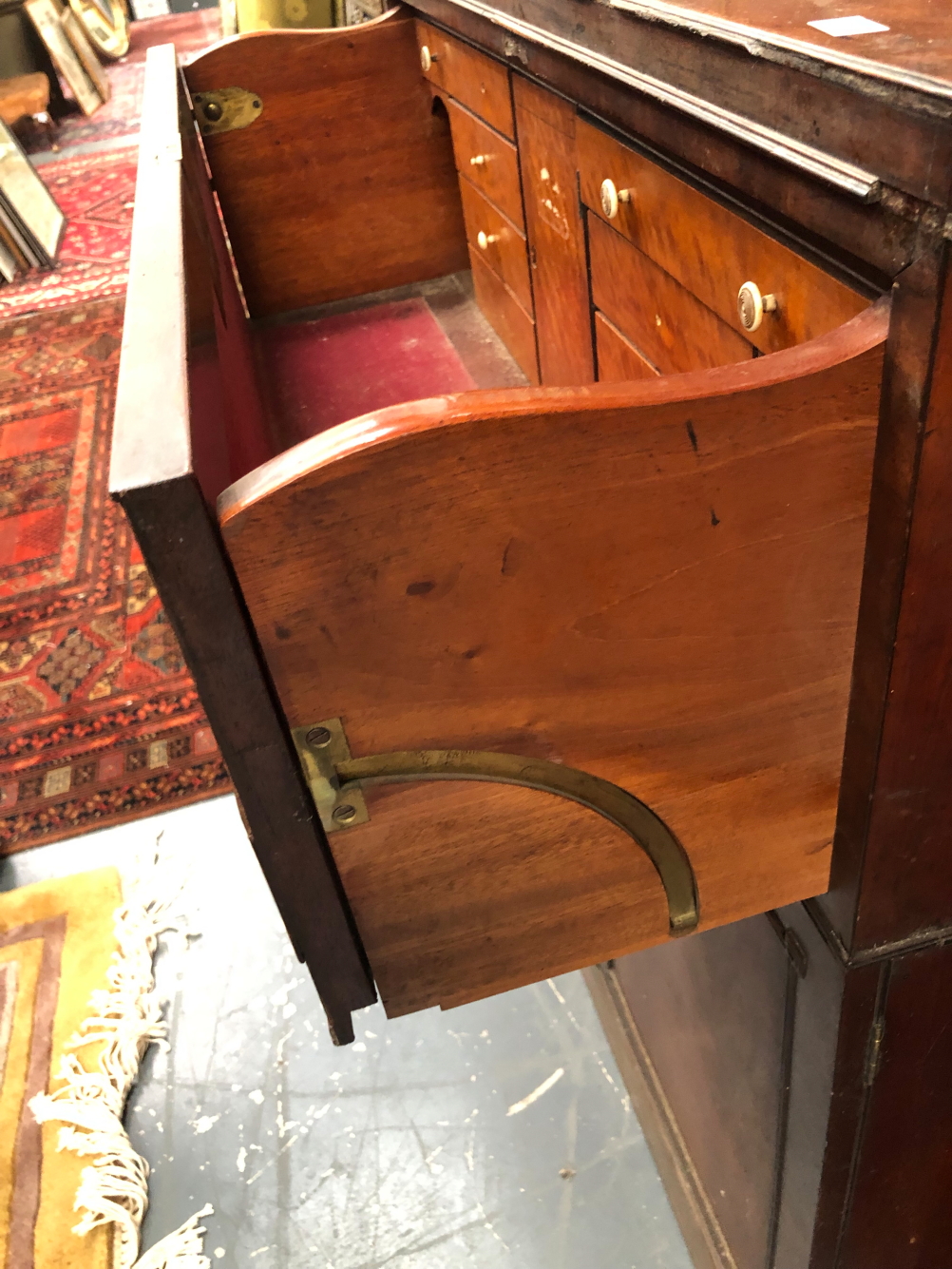 A GEORGE III MAHOGANY SECRETAIRE BOOKCASE WITH CABINET BASE FITTED WITH DRAWERS. 222 X 88 X 51CMS. - Image 12 of 23