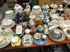 WEDGWOOD BREAKFAST WARES, PORTMEIRION PLATES, VARIOUS TEA AND COFFEE WARES AND A BUNNIKINS CHILDRENS
