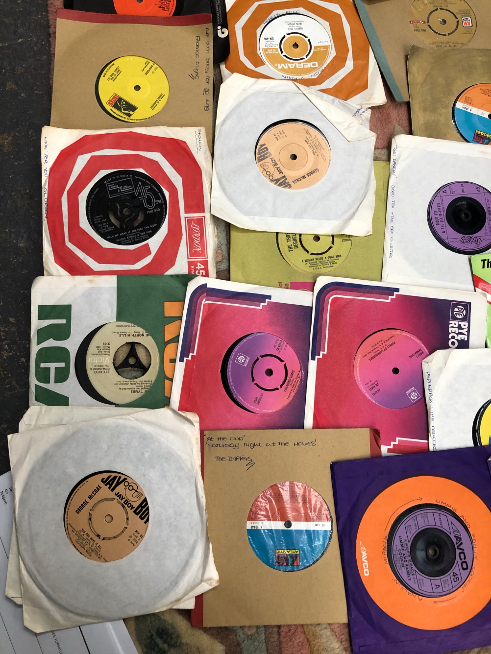 A COLLECTION OF 45RPM SINGLE RECORDS - Image 5 of 6