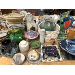 A COLLECTION OF STUDIO POTTERY AND GLASS
