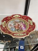 A VIENNA PLATE DECORATED WITH 18th C. SHAKESPEAREAN ACTORS