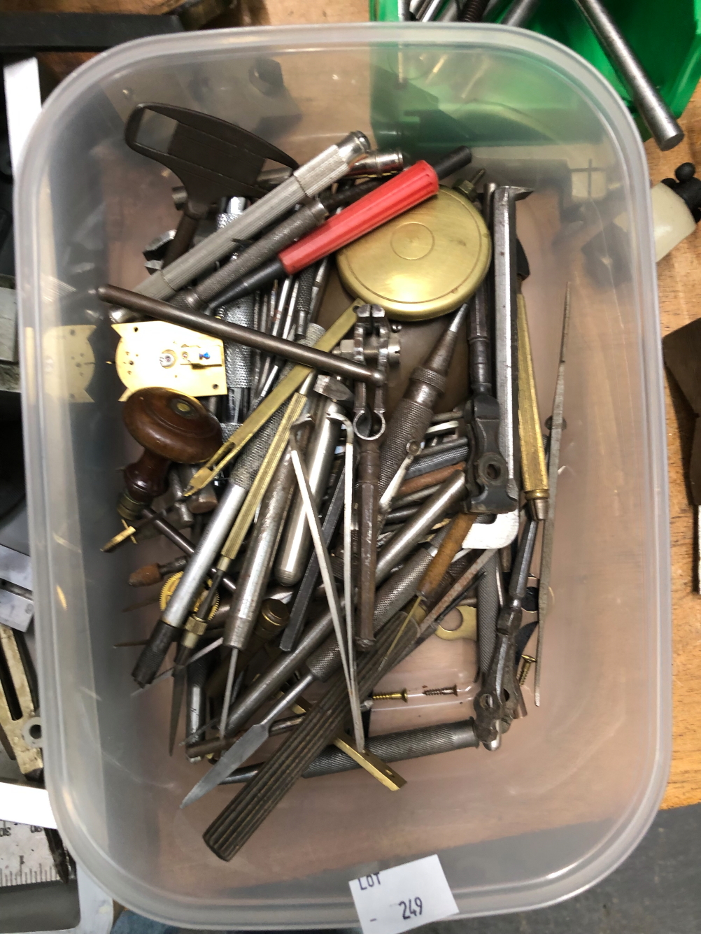 A COLLECTION OF WATCH AND CLOCK MAKERS TOOLS, TO INCLUDE DRILL BITS, LATHES, A MAHOGANY AND - Image 21 of 22