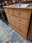 A GOOD QUALITY VICTORIAN ASH CHEST OF DRAWERS.
