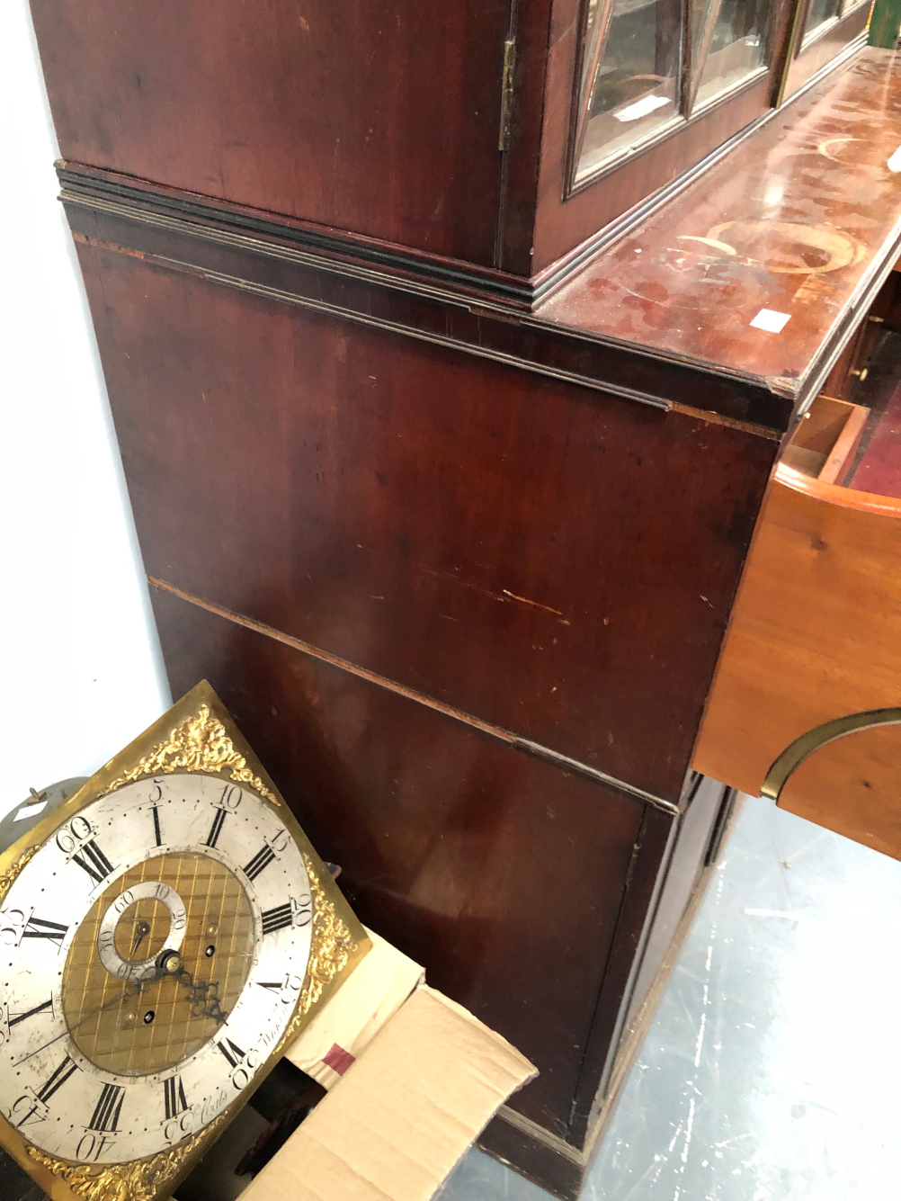 A GEORGE III MAHOGANY SECRETAIRE BOOKCASE WITH CABINET BASE FITTED WITH DRAWERS. 222 X 88 X 51CMS. - Image 16 of 23