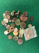 A SMALL COLLECTION OF ROMAN AND LATER COINAGE.
