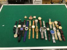 A COLLECTION OF WRIST WATCHES TO INCLUDE ACCURIST, LORUS, UNITED COLOURS OF BENETTON, WITTNAUER,