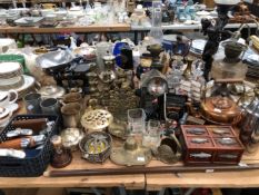 OIL AND ELECTRIC TABLE LAMPS, A MINERS LAMP, A COCKTAIL SHAKER, HIP FLASKS, BRASS WARE, KITCHEN