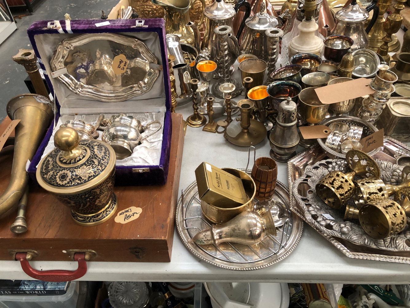 BRASS WARES, TO INCLUDE CANDLESTICKS, BELLS AND JUGS, ELECTROPLATE, TO INCLUDE CANDELABRA, TEA AND