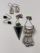 A QUANTITY OF SILVER JEWELLERY TO INCLUDE TWO LARGE UNUSUAL PENDANTS, AND TWO PAIRS OF DROP