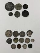 A COLLECTION OF ROMAN, ANTIQUE, HAMMERED AND OTHER COINS.