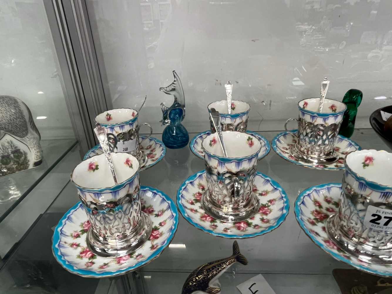 A ROYAL DOULTON COFFEE CAN AND SAUCER SET WITH HALLMARKED SILVER CARRIERS AND FIVER SILVER - Image 2 of 13
