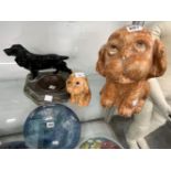 A VINTAGE ART DECO PIN TRAY WITH SPANIEL FIGURE, TOGETHER WITH TWO CROWN DEVON POTTERY BONZO DOGS.