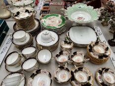 COALPORT AND AYNSLEY TEA WARES TOGETHER WITH GREEN BORDERED AND OTHER PLATES
