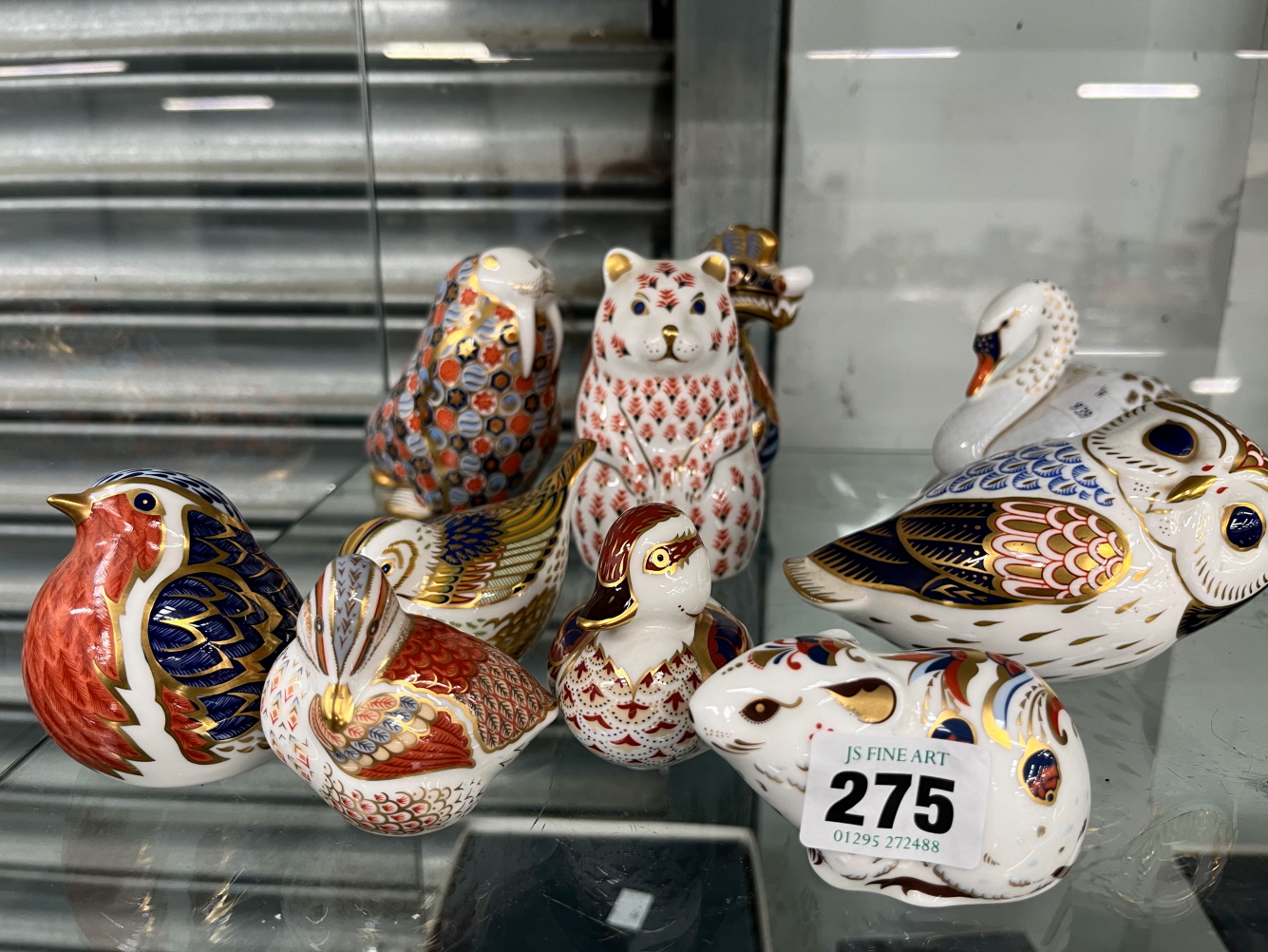 TEN ROYAL CROWN DERBY PAPERWEIGHTS TO INCLUDE A WALRUS, A SWAN, A DRAGON, AN OWL, A BANK VOLE, A