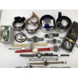 A COLLECTION OF VARIOUS WRISTWATCHES TO INCLUDE SWATCH, FOSSIL, SEIKO, MONTINE, CITIZEN, SEKONDA,