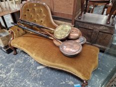 A VICTORIAN MAHOGANY SHOW FRAME CHAISE LOUNGE
