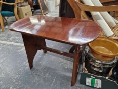 A RETRO WOODEN OCCASIONAL TABLE
