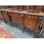 A WILLIAM IV MAHOGANY GALLEY BACK SIDEBOARD H 115 X 187 X 61 CM