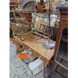 A RETRO DRESSING TABLE, BRASS DRINKS TROLLEY AND A STANDARD LAMP