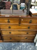 A LATE 19th C. MAHOGANY CHEST OF TWO SHORT AND THREE GRADED LONG DRAWERS ON A PLINTH FOOT. W 122 x D