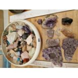 A BOWL OF SPECIMEN STONES TOGETHER WITH FIVE CHUNKS OF AMETHYST CRYSTALS