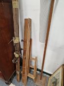 AN ANTIQUE LAUNDRY MAID, A SMALL EASEL, A WOOD STAND ETC.