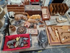 CARVED WOOD ANIMALS, BOXES AND TRAYS