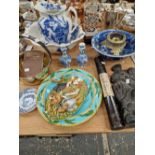 A BLUE AND WHITE WASH JUG AND BOWL, OTHER BLUE AND WHITE, A TABLE LAMP, A MAJOLICA DISH, A CARVED