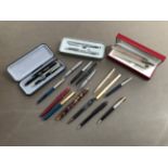 A QUANTITY OF WRITING PENS TO INCLUDE TWO HALLMARKED SILVER CROSS PENS, BRITISH GAS SCOTLAND