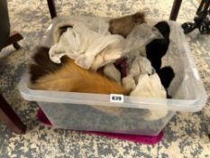 A SMALL COLLECTION OF VINTAGE FURS ETC.