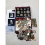 A 2005 UK COIN PROOF SET VARIOUS ANTIQUE AND LATER UK COINS, TWO COMMEMORATIVE EXAMPLES ETC.