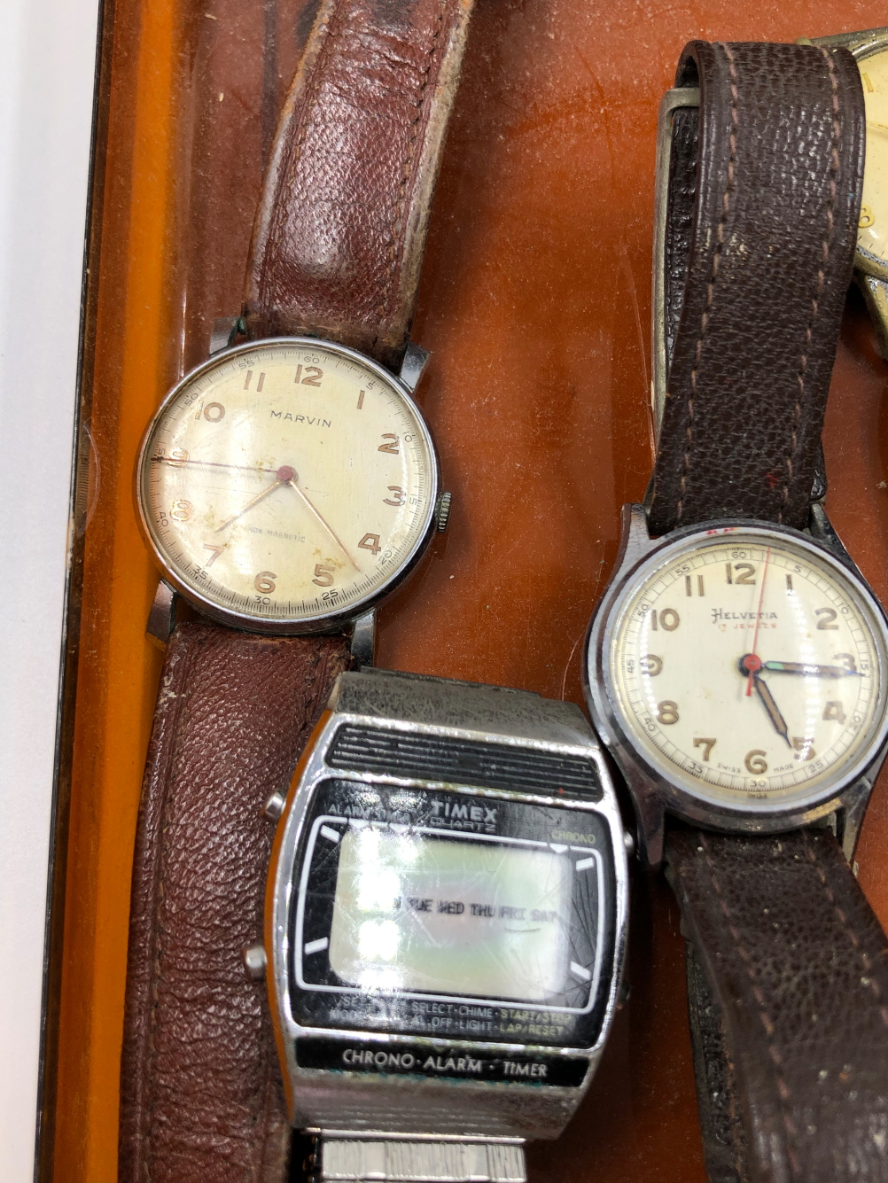 A COLLECTION OF MOSTLY VINTAGE WATCHES TO INCLUDE TISSOT, TIMES, MARVIN, HELVITIA, RECTA, SEIKO ETC. - Image 7 of 9