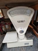 A MARSDENS WHITE ENAMEL SCALE TO WEIGH AND PRICE ITEMS UP TO 10LBS WEIGHT IN 1/4OZ DIVISIONS