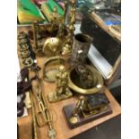 BRASS MODEL LOCOMOTIVES, HORSE BRASSES, A BRASS TABLE LAMP AND OTHER BRASS WARES