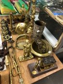 BRASS MODEL LOCOMOTIVES, HORSE BRASSES, A BRASS TABLE LAMP AND OTHER BRASS WARES