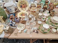 A MINTONS PART TEA SET, VARIOUS LLADRO FIGURINES, ROYAL WINTON URN, AND OTHER VARIOUS ORNAMENTS.