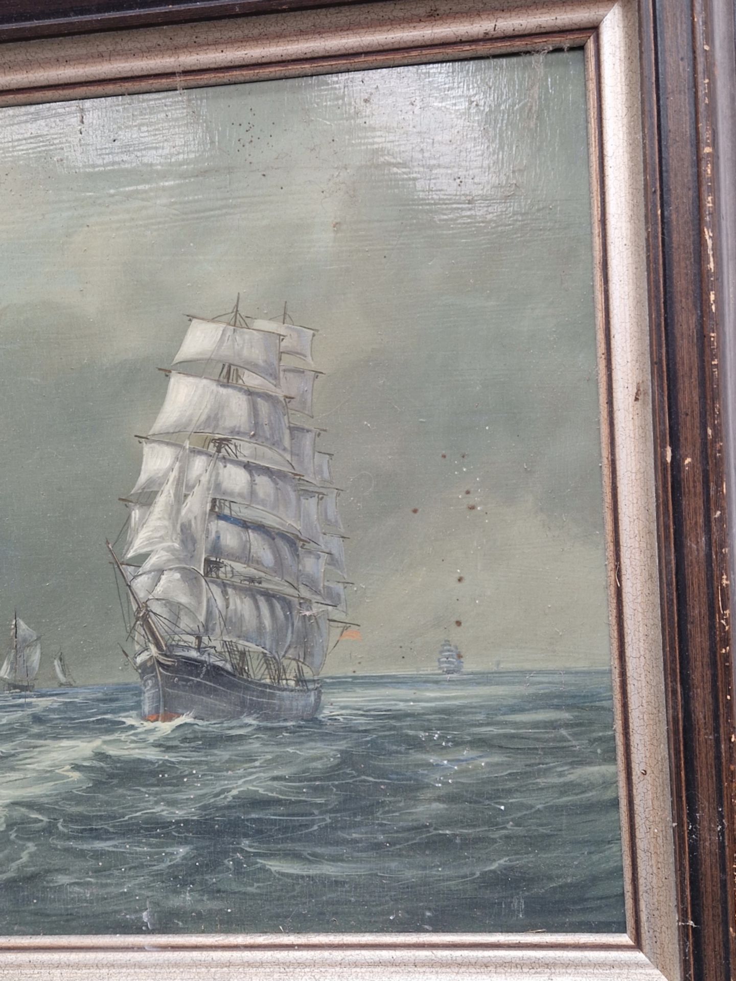 20th CENTURY ENGLISH SCHOOL A MARINE SCENE, OIL ON BOARD. 35 x 53cms - Image 4 of 5