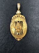 AN ANTIQUE FRENCH PENDANT BROOCH. THE BAIL WITH FRENCH EAGLE MARK FOR 750 FINENESS, ASSESSED AS 18ct